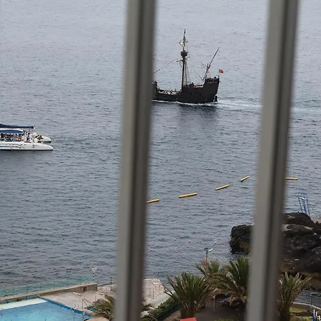 Apartamentos Do Mar Funchal Фуншал